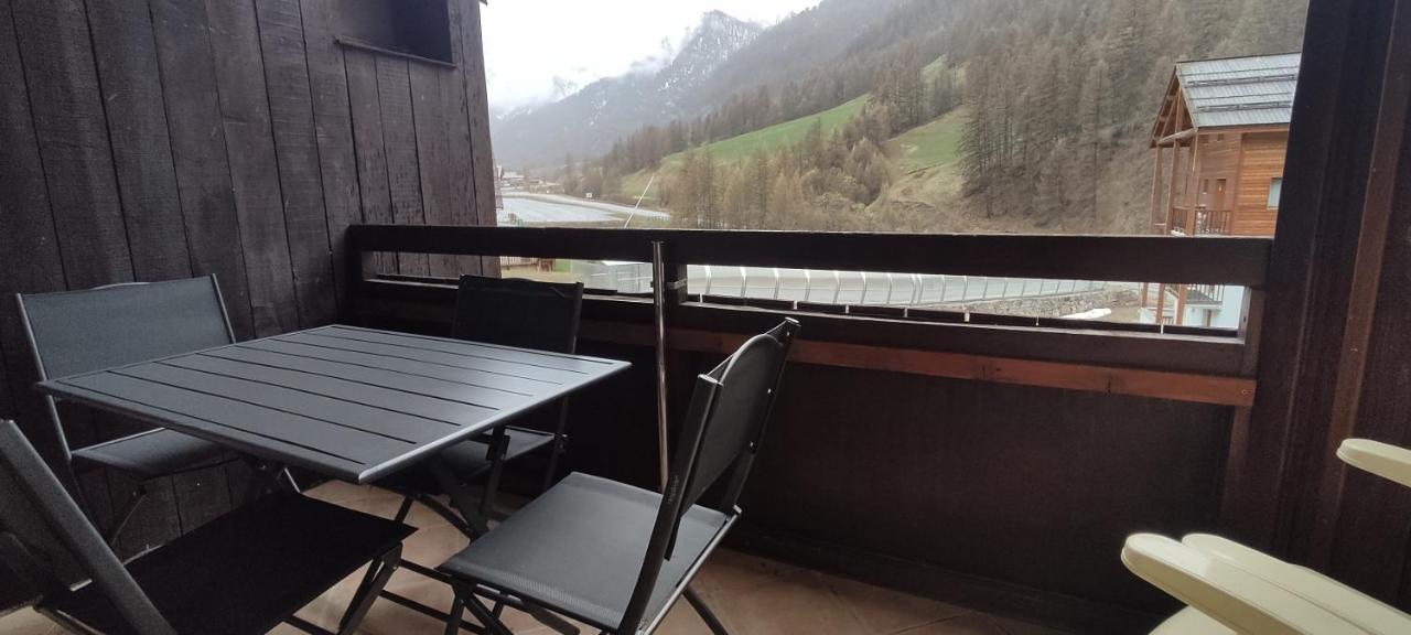 Appart 4-6 Pers Au Pied Des Pistes Toutes Saisons Molines-en-Queyras Esterno foto